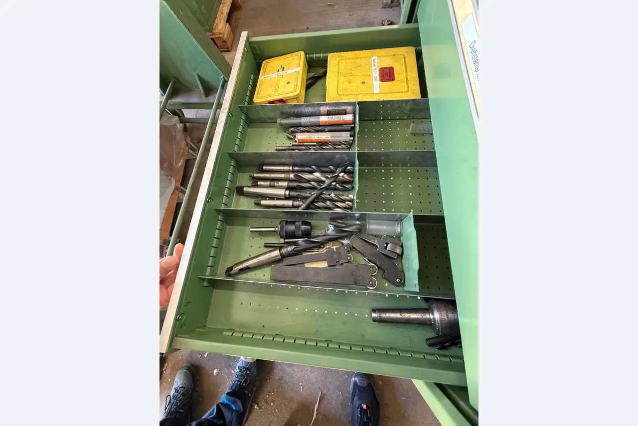 Measuring/testing technology and various workshop equipment-5